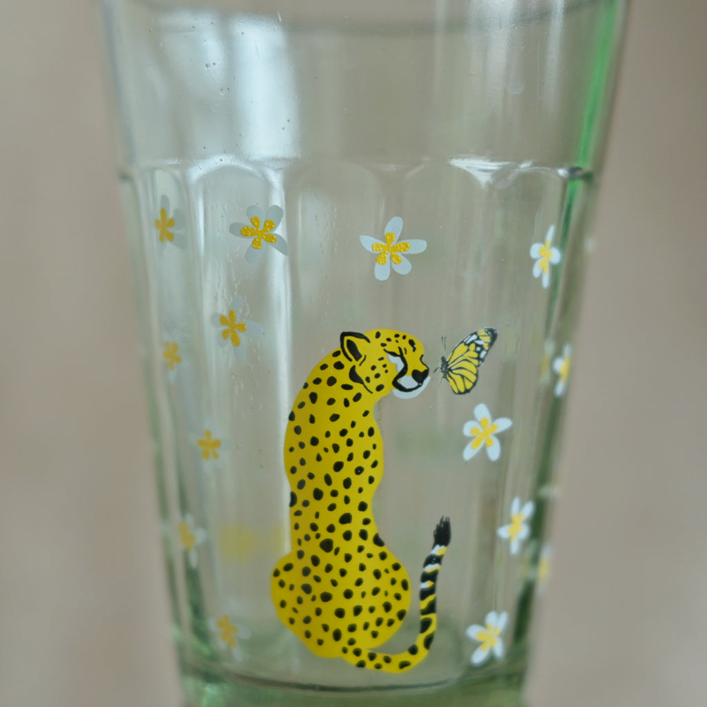 The stillness of a Cheetah