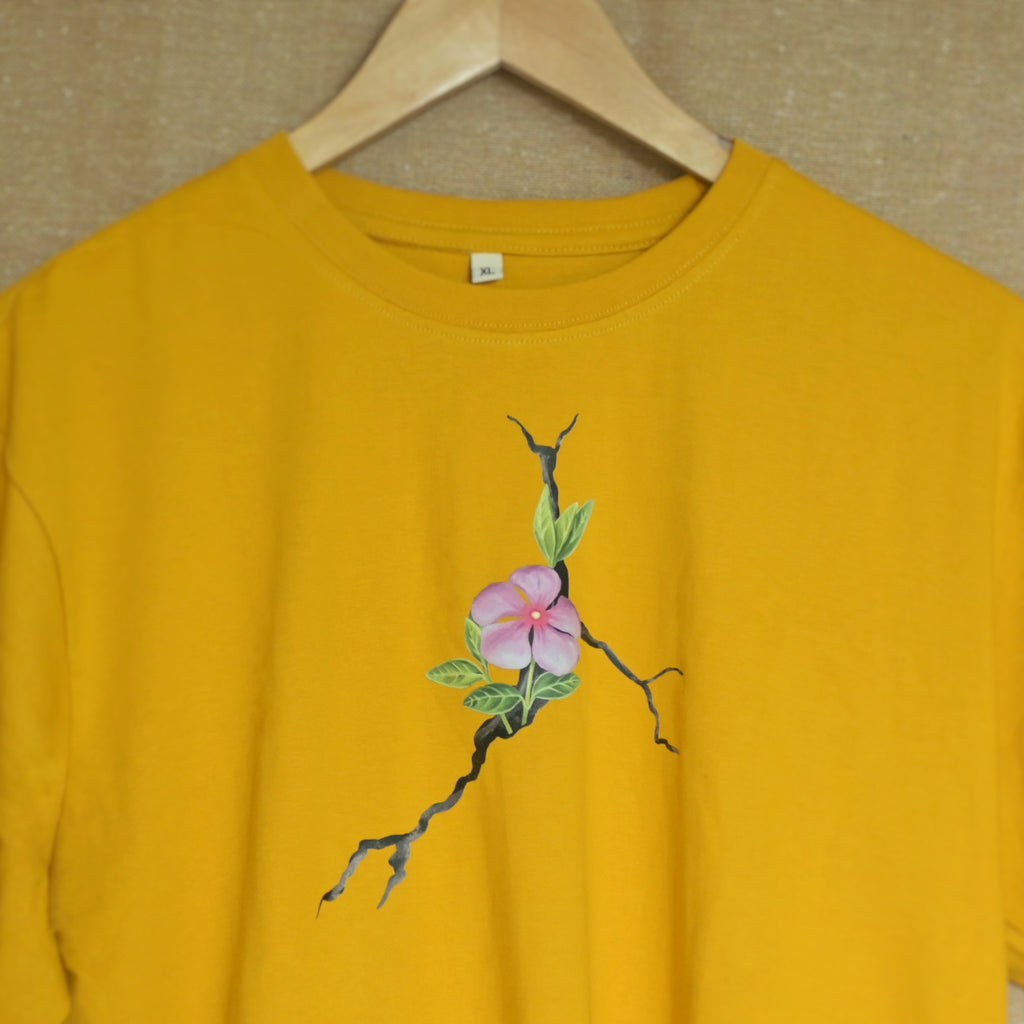 Periwinkle blooms through the hurt 003