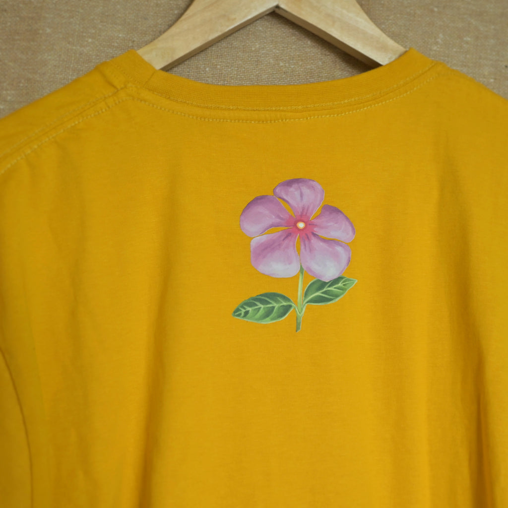 Periwinkle blooms through the hurt 003