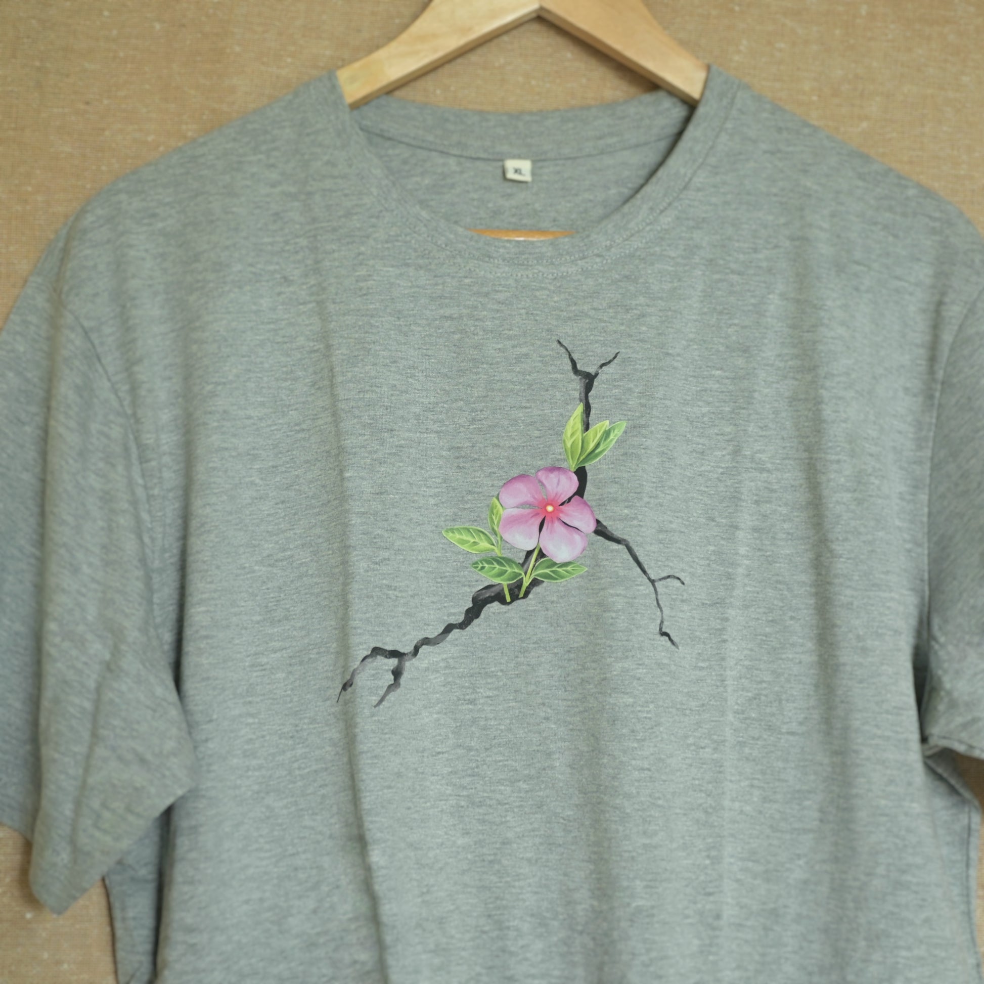 Periwinkle blooms through the hurt 002